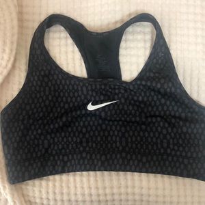 Medium Nike Pro Sports Bra without Padding
